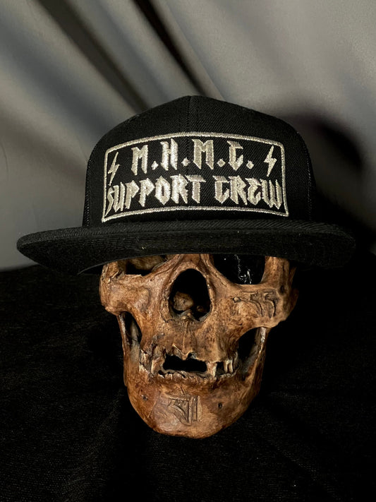 BLACK HAT WITH WHITE EMBLEM